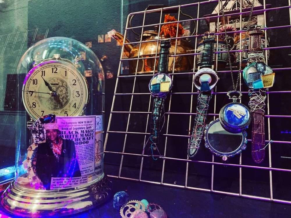 a photo of clock